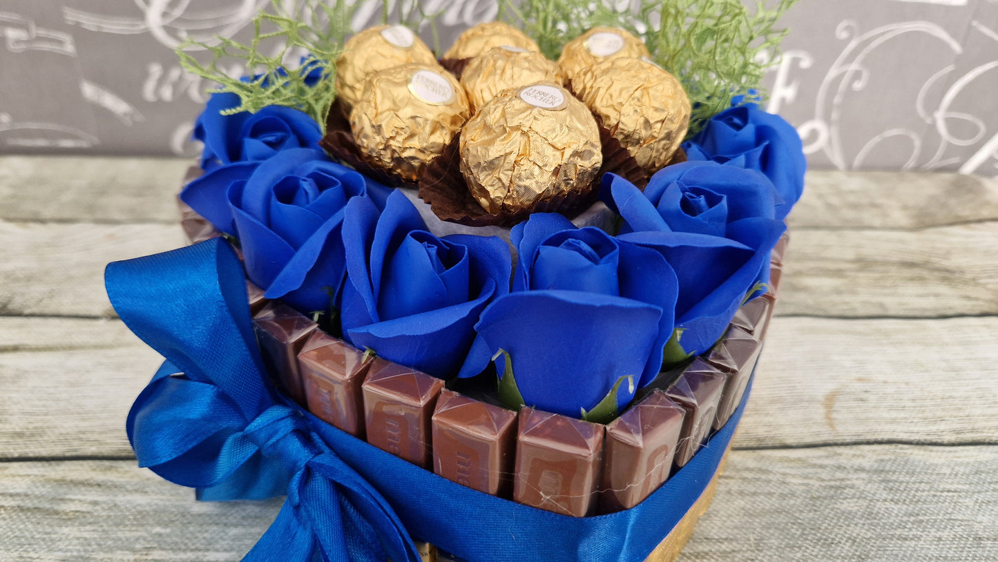 Chocolate Heart Gift Merci, Ferrero Rocher sweeters and roses large size -22x20cm