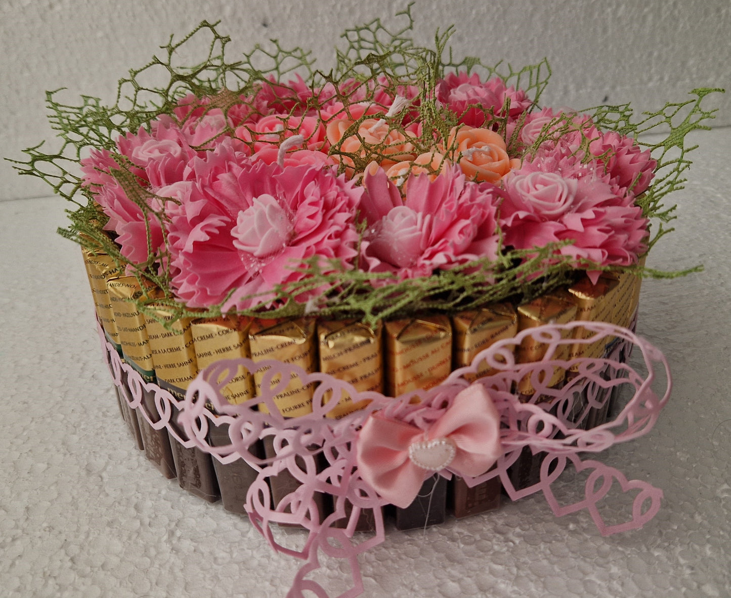 Chocolate Gift MERCI sweets and roses candle large size -22x22cm