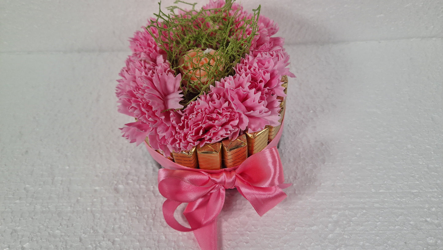 Chocolate Gift cloves pink - NERCI sweets ,soaps cloves and candle size 15cm
