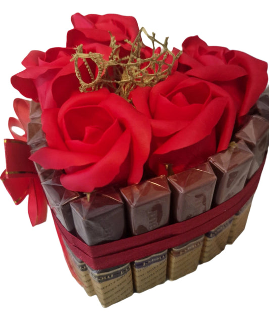 Chocolate mini  heart Gift  Merci chocolate and bath RED roses small size 12x10 cm