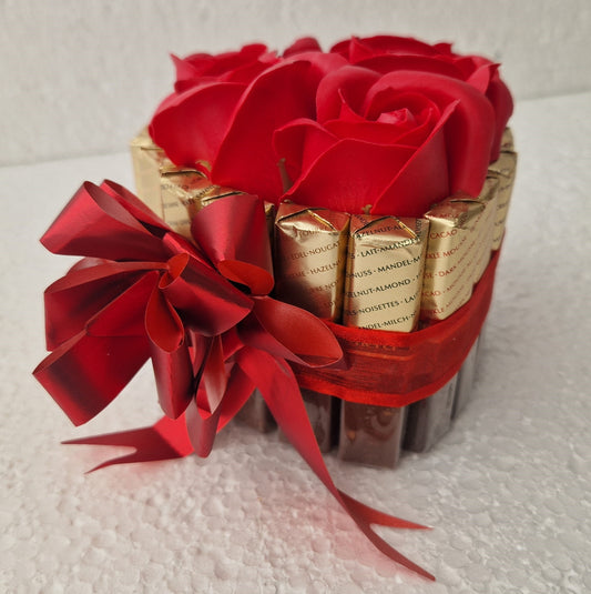 Chocolate mini heart Gift  Merci chocolate and bath RED roses small size 12x10 cm