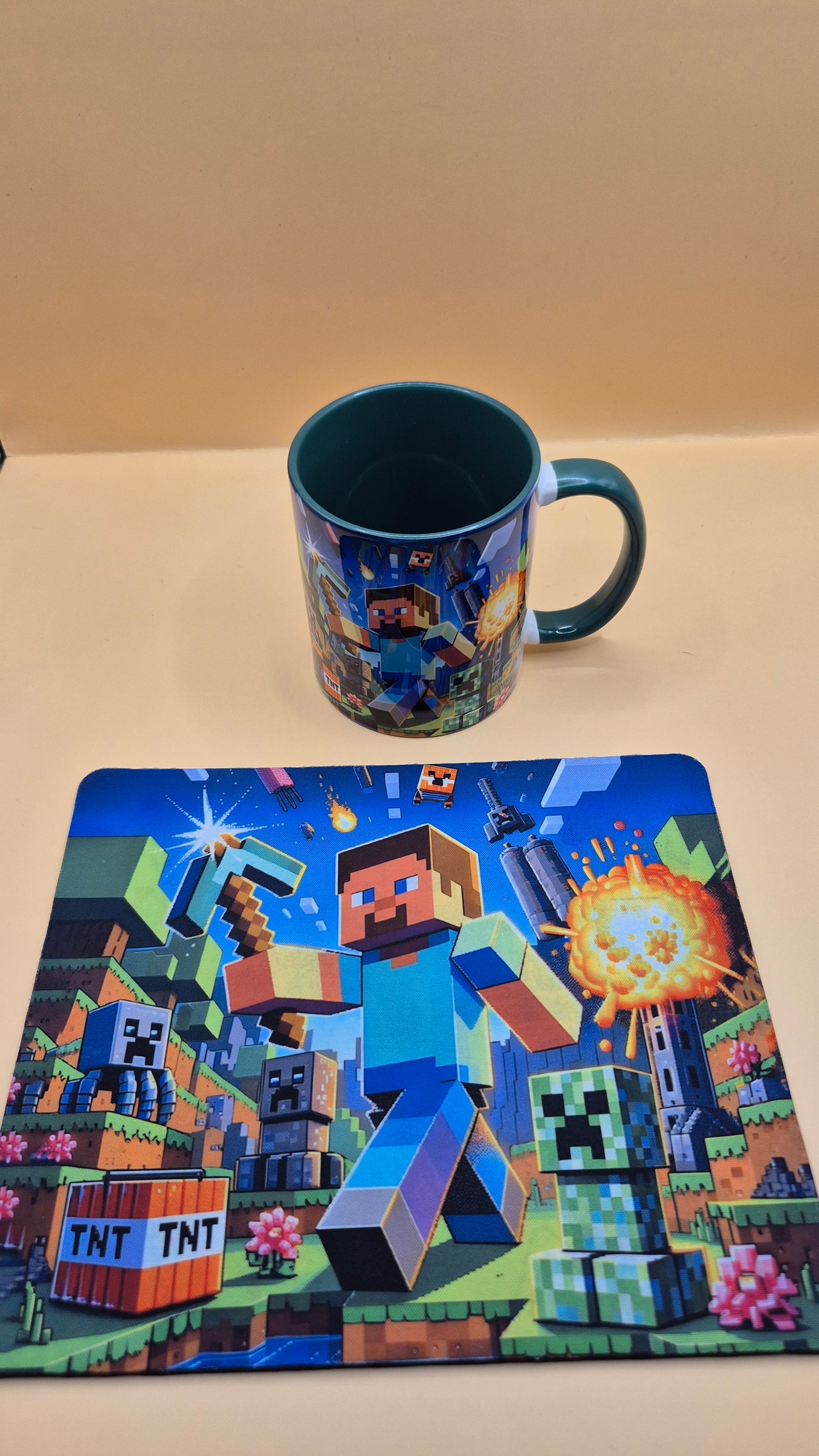 🟩 Minecraft Mug & Mouse Pad Set – Unleash Your Inner Crafter! 🟩