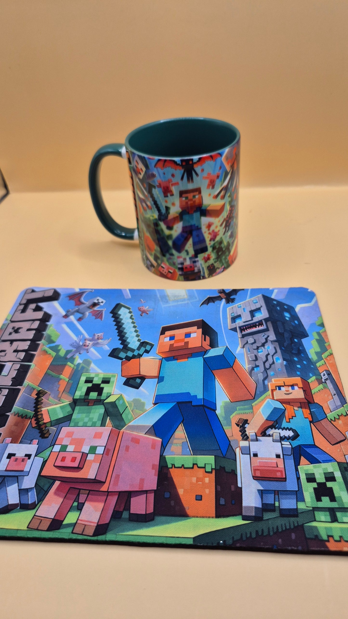 🟩 Minecraft Mug & Mouse Pad Set – Unleash Your Inner Crafter! 🟩